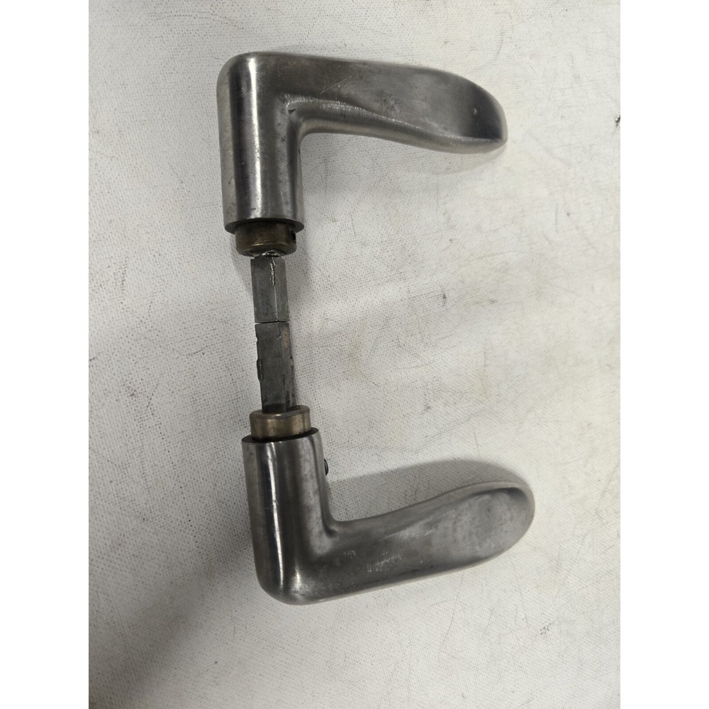 CORBIN RUSSWIN Right Handed   LEVER W Spindles US32D USED